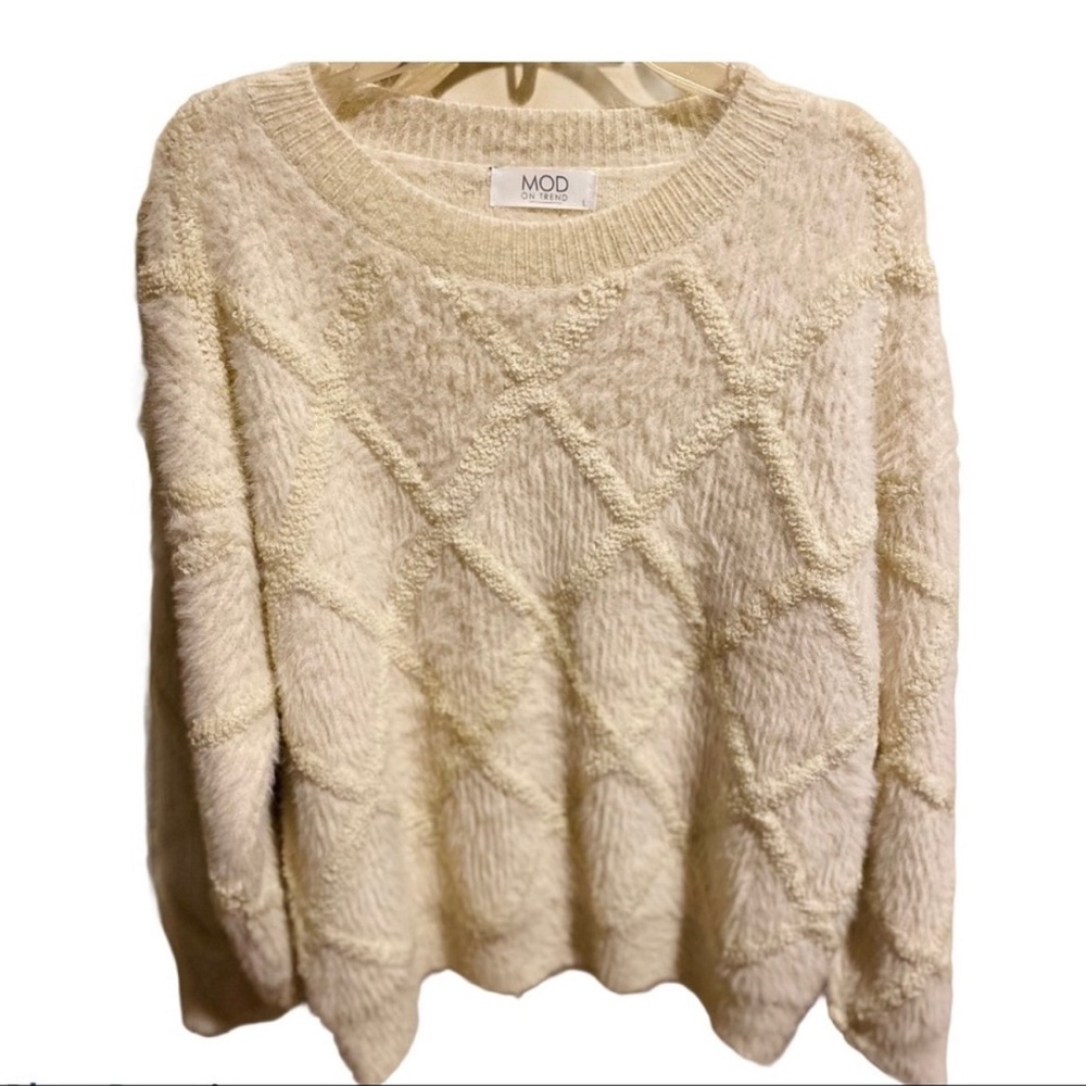 Mod On Trend Diamond Print Cream Long Sleeve Sweater Size Large Boutique